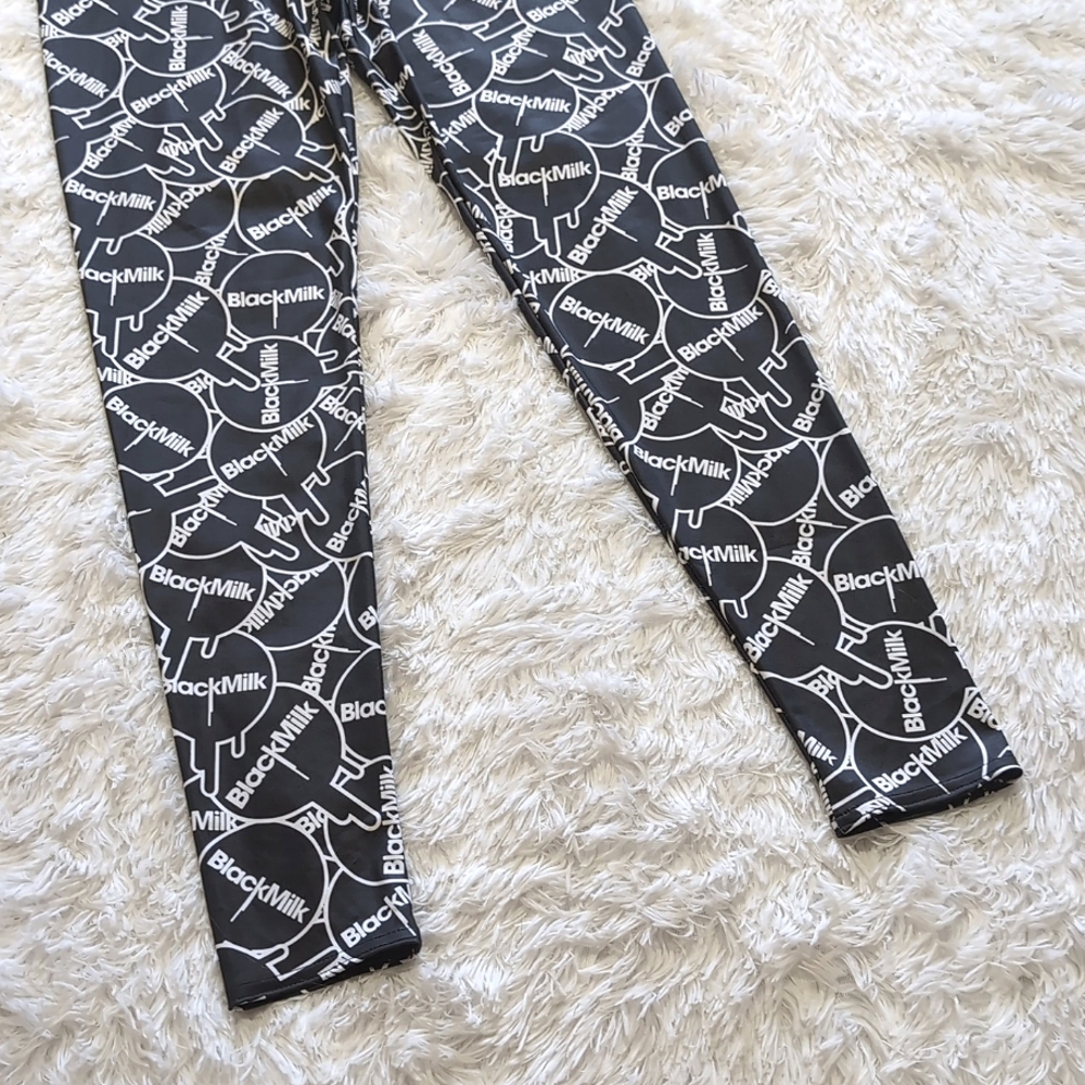 Blackmilk Sticker Print HWMF Black & White Logo High Waist Leggings Size Large - Picture 6 of 14